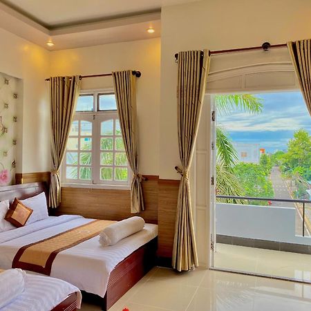 Phuc Hung 2 Hotel Rạch Giá Eksteriør bilde