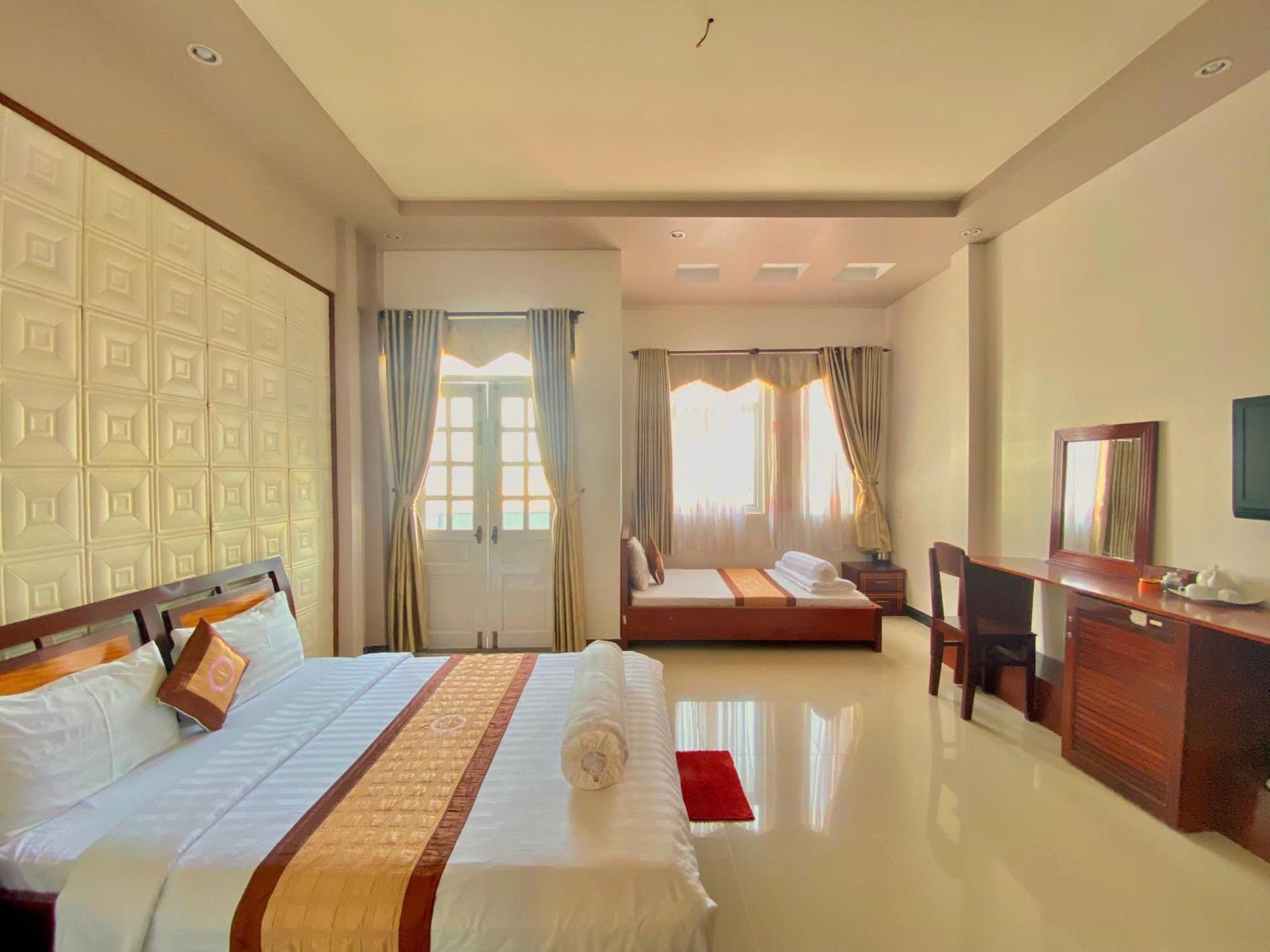 Phuc Hung 2 Hotel Rạch Giá Eksteriør bilde