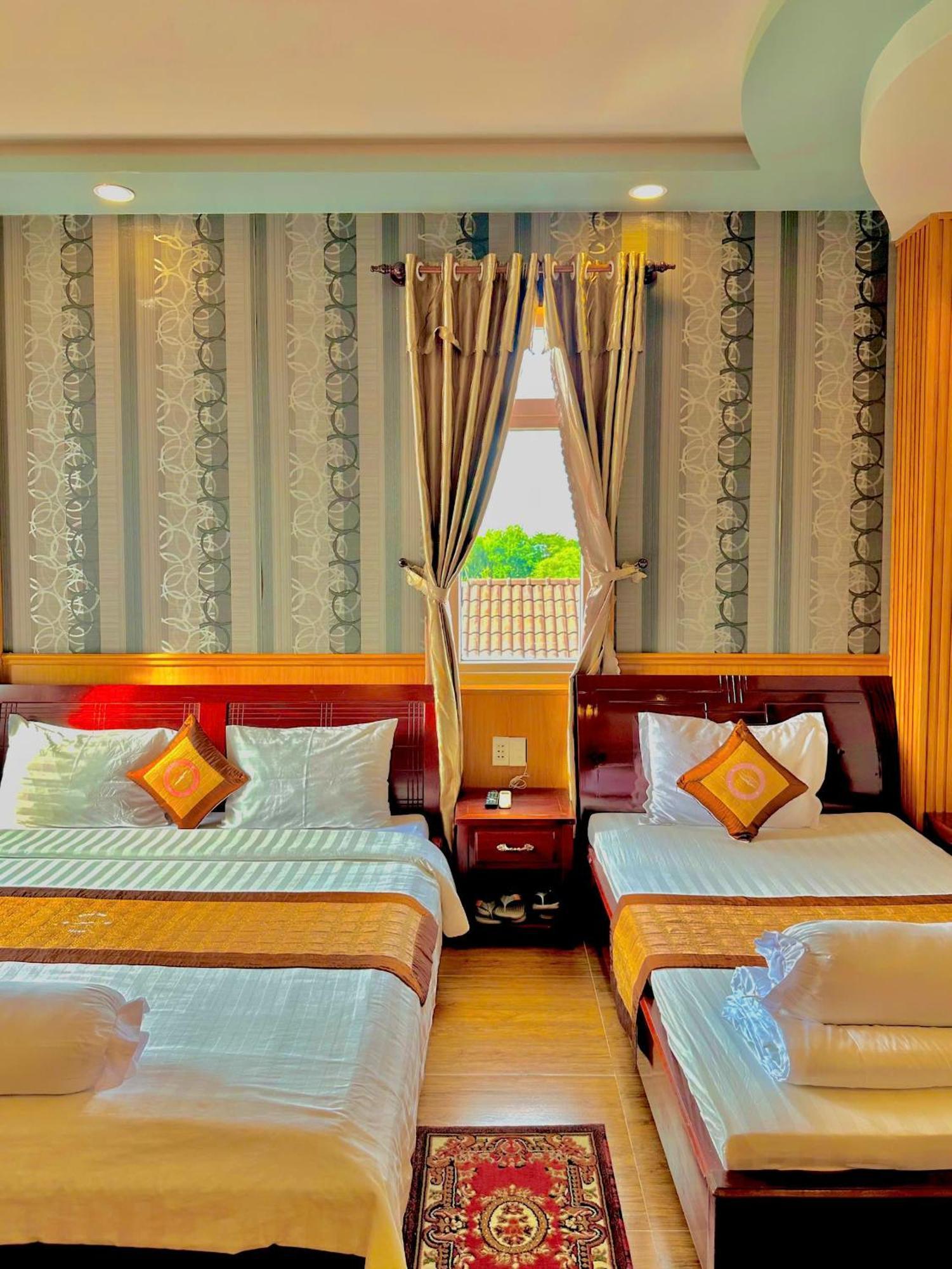 Phuc Hung 2 Hotel Rạch Giá Eksteriør bilde