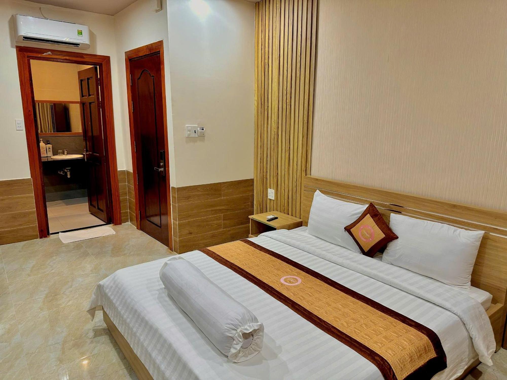 Phuc Hung 2 Hotel Rạch Giá Eksteriør bilde