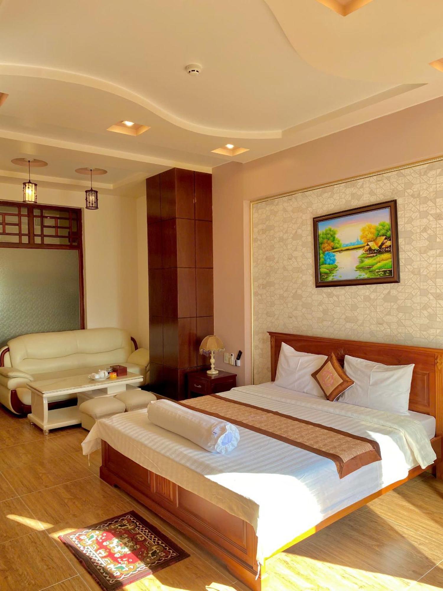 Phuc Hung 2 Hotel Rạch Giá Eksteriør bilde