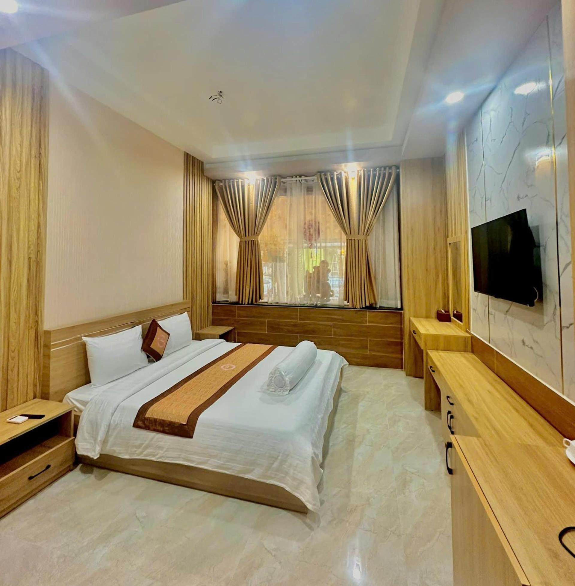 Phuc Hung 2 Hotel Rạch Giá Eksteriør bilde
