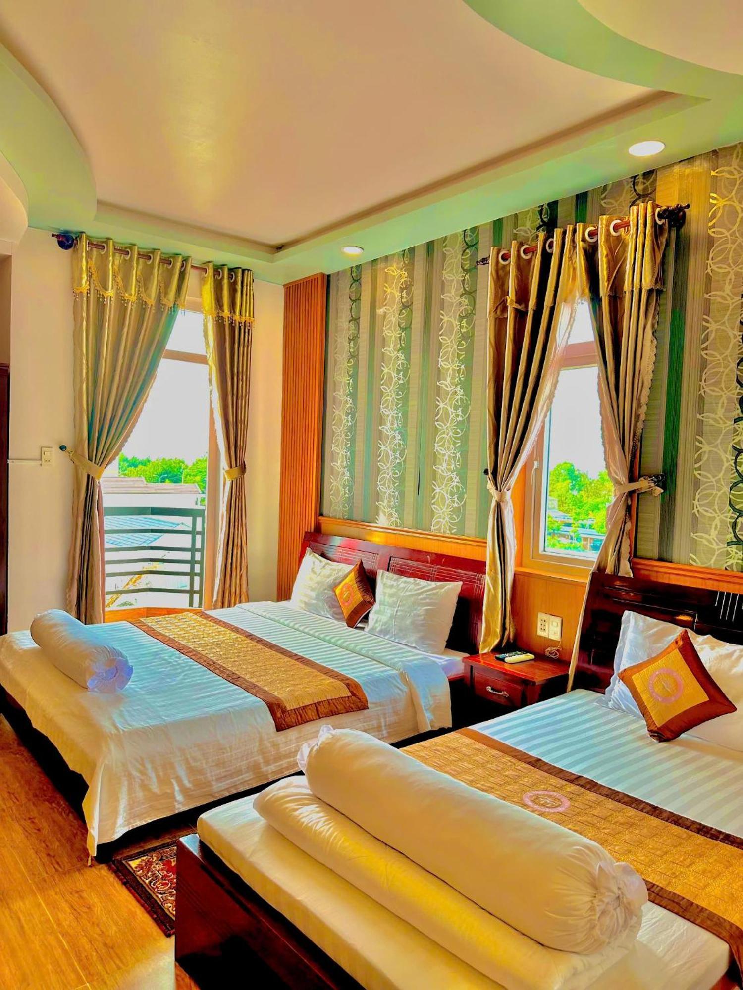 Phuc Hung 2 Hotel Rạch Giá Eksteriør bilde