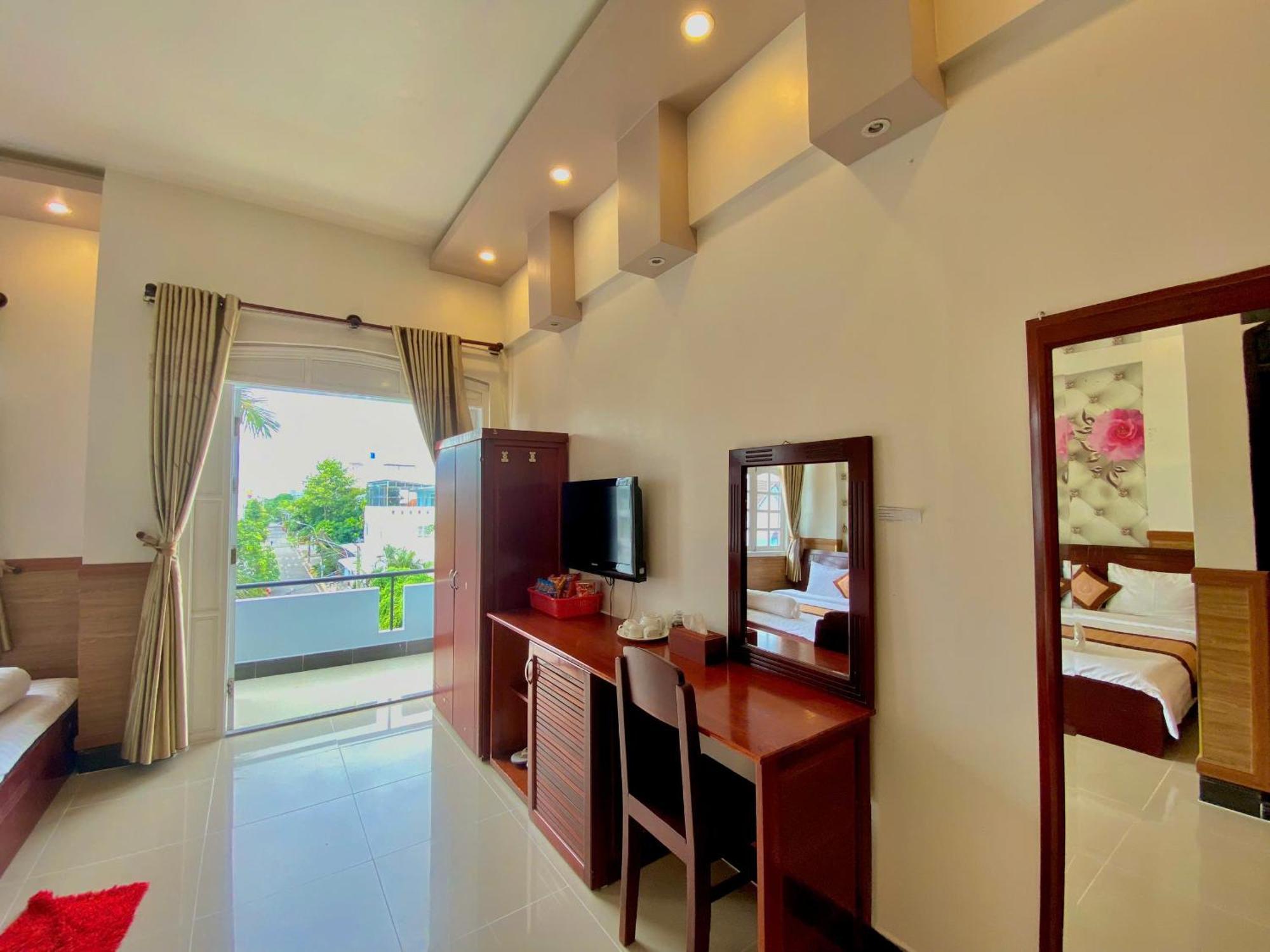 Phuc Hung 2 Hotel Rạch Giá Eksteriør bilde